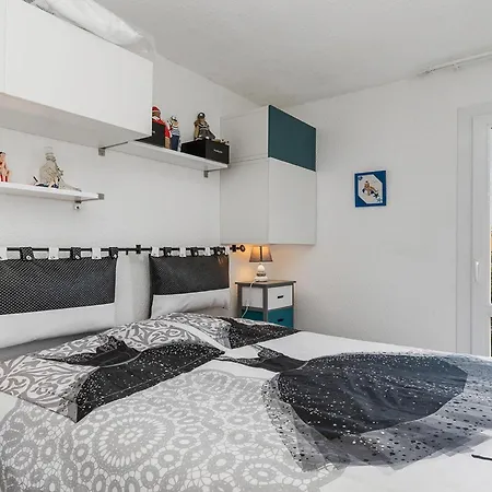 Les 4 Soleils By Interhome